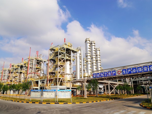 1735777882140559.jpeg 乙二醇合成裝置現(xiàn)場.jpg