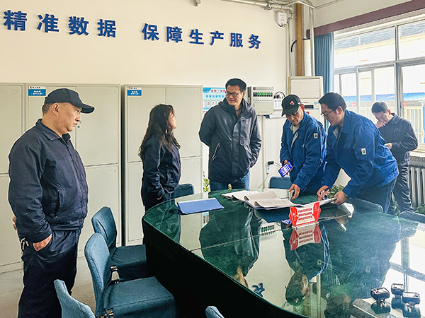 111741686261893057.jpg 職工代表巡視3.jpg