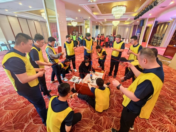 261748220851106697.jpg 團(tuán)隊(duì)活動1.jpg